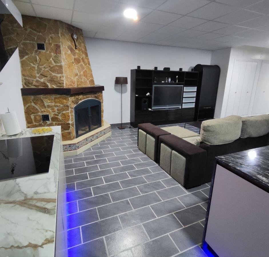 טולוקס Casa Rural Sierra De Las Nieves 2 מראה חיצוני תמונה